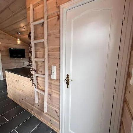 Koselig Med Sentral Beliggenhet Feriehus